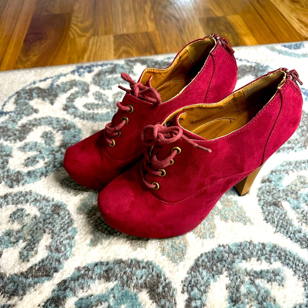 Charlotte Russe Bootie, Size 7 Color Red